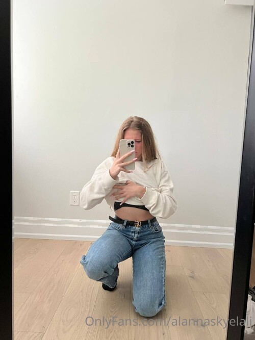 Alanna Laliberte / Alannaskyelali Nude Leaked Onlyfans Photo Alanna Laliberte / Alannaskyelali Nude Leaked Onlyfans Photo