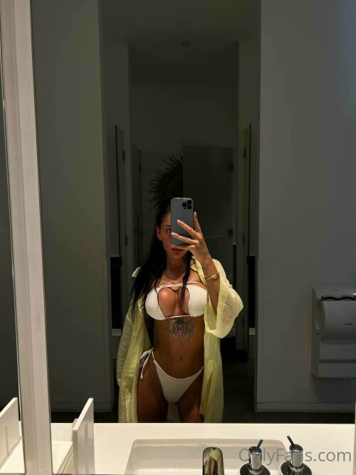 Nessa Orlova | rusmeganfox | nessamooore Nude Leaked Onlyfans Photo
