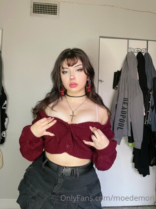 angelgutz / moedemon / angellicellie Nude Leaked Onlyfans Photo angelgutz / moedemon / angellicellie Nude Leaked Onlyfans Photo