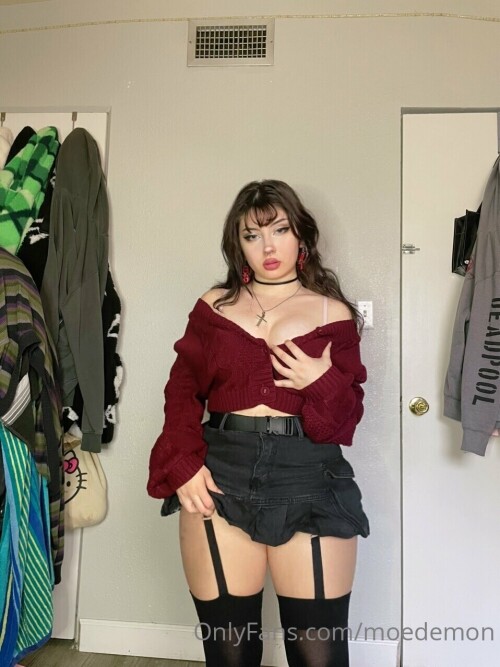 angelgutz / moedemon / angellicellie Nude Leaked Onlyfans Photo angelgutz / moedemon / angellicellie Nude Leaked Onlyfans Photo