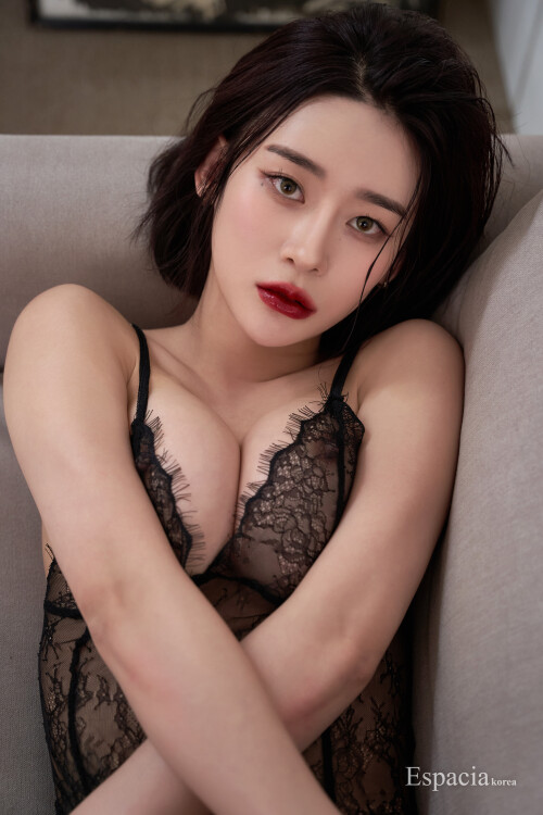 EHC-052-RAHEE-039.md.jpg