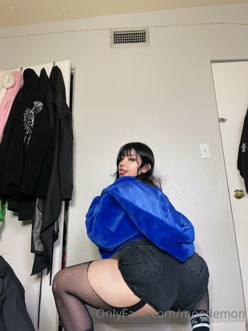angelgutz / moedemon / angellicellie Nude Leaked Onlyfans Photo angelgutz / moedemon / angellicellie Nude Leaked Onlyfans Photo