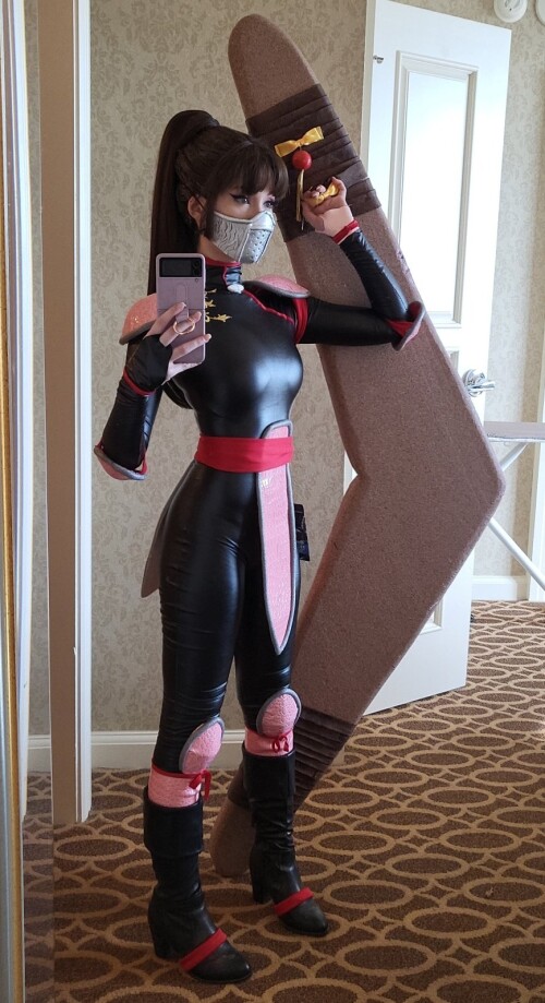 Leah Daberry | ChameLeahn | Daberrybestcosplay | ReptiLeahn Nude Leaked Onlyfans Photo