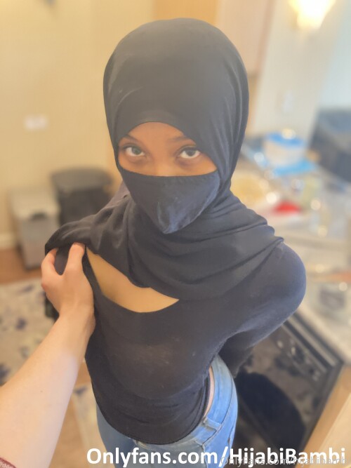 Hijabi Bambi / hijabibambi Nude Leaked Onlyfans Photo Hijabi Bambi / hijabibambi Nude Leaked Onlyfans Photo