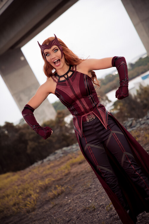 Scarlet-Witch-10b37952cb298bb837.jpg