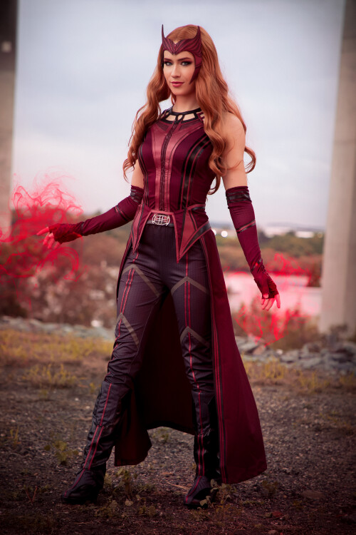 Scarlet-Witch-11522b2a6ee71695ba.jpg