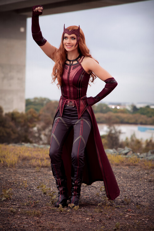 Scarlet-Witch-18b448118cbf5a86e7.jpg