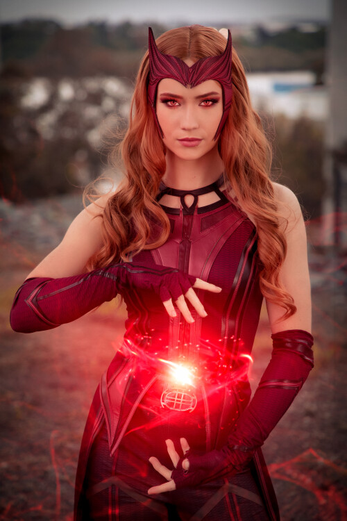 Scarlet-Witch-2257bb8b89c028a8ca.jpg