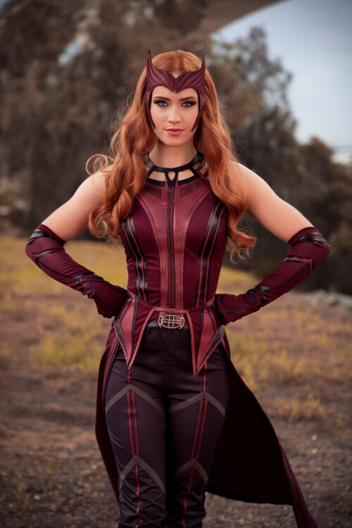 Scarlet-Witch-230d0b54c117afaf13.jpg