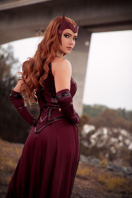 Scarlet-Witch-28fec805a11f099fdb.jpg