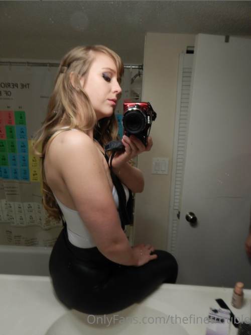 Thefinetrouble Cosplay Nude Leaked Onlyfans Photo Thefinetrouble Cosplay Nude Leaked Onlyfans Photo