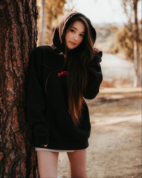 Tinaaaa.md.jpg