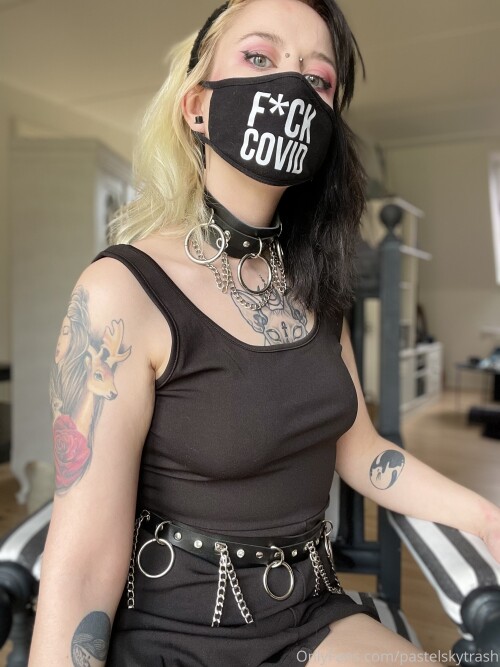 pastelskytrash Nude Leaked Onlyfans Photo pastelskytrash Nude Leaked Onlyfans Photo