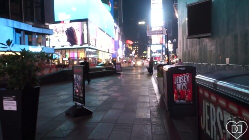 danidaniels.16.07.05.danis.bucket.list.topless.in.time.square_00008.jpg