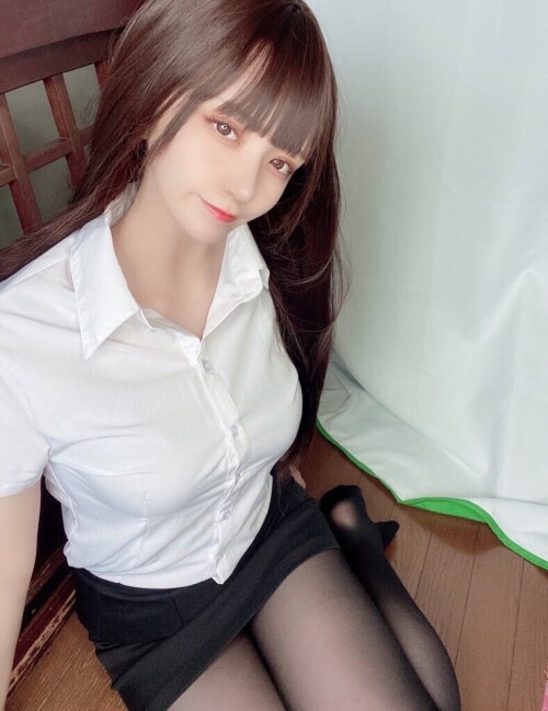 ec446450-d2c0-41dd-b59c-47d946d8aa97.md.jpg