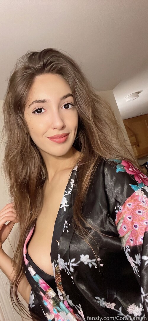 Coral Larsen Nude Leaked Onlyfans Photo Coral Larsen Nude Leaked Onlyfans Photo