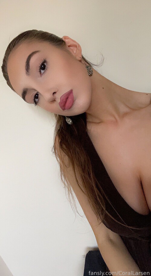Coral Larsen Nude Leaked Onlyfans Photo Coral Larsen Nude Leaked Onlyfans Photo