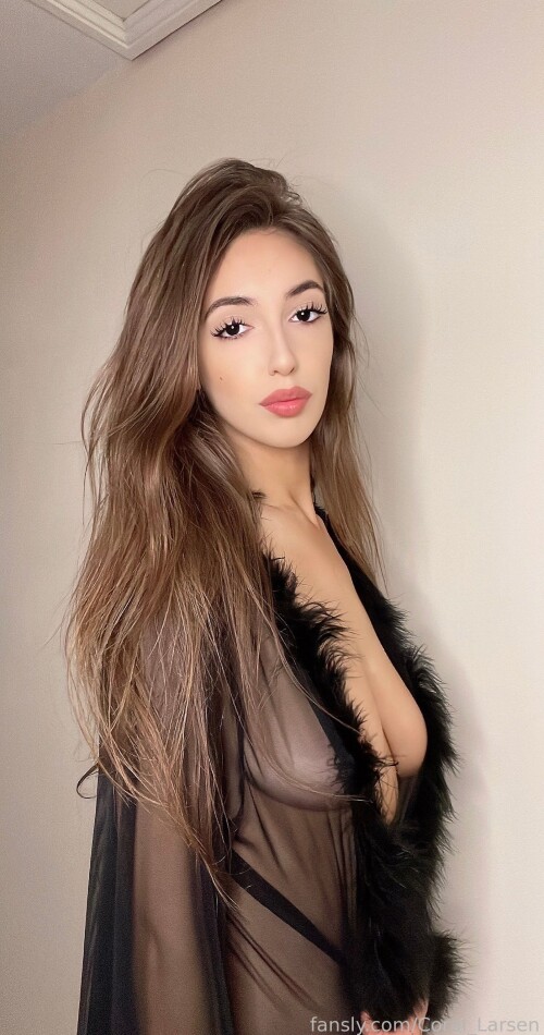 Coral Larsen Nude Leaked Onlyfans Photo Coral Larsen Nude Leaked Onlyfans Photo