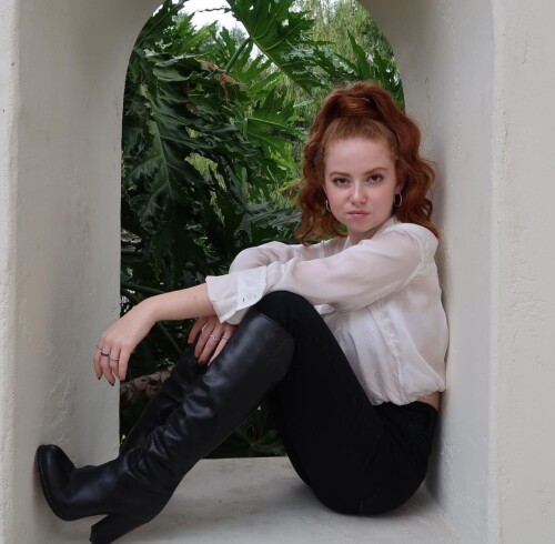 francesca-capaldi-01.jpg