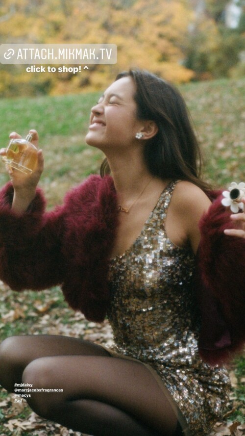 lily-chee-daisy-by-marc-jacobs-december-2021-1.md.jpg