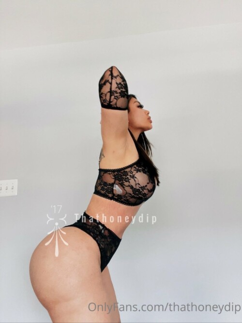 ThatHoneyDip Nude Leaked Onlyfans Photo ThatHoneyDip Nude Leaked Onlyfans Photo