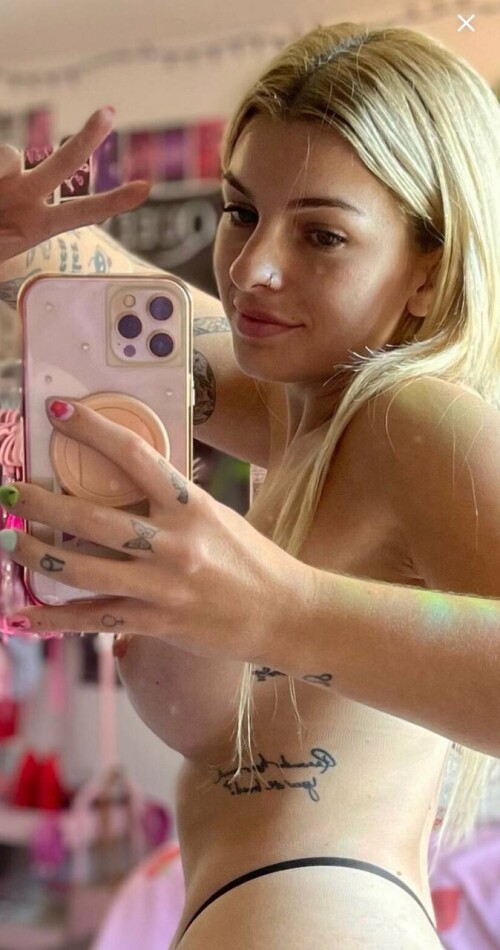 taylorwrenmarie Nude Leaked Onlyfans Photo taylorwrenmarie Nude Leaked Onlyfans Photo