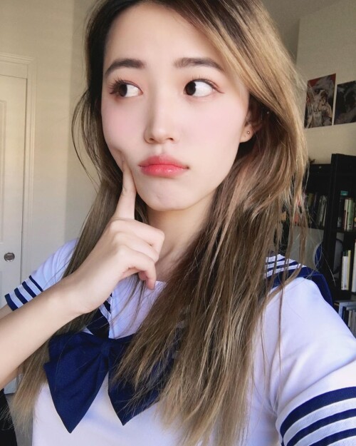 yoojpls_74518085_108844487087292_6120501376483300145_n.md.jpg